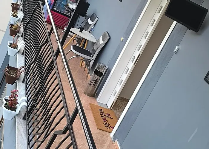 Daniel&roel تيرانا